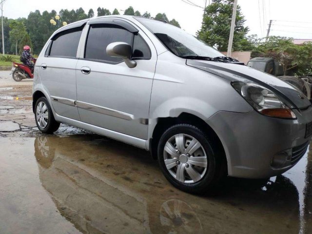 Cần bán Chevrolet Spark Van đời 2011 chính chủ, màu ghi0