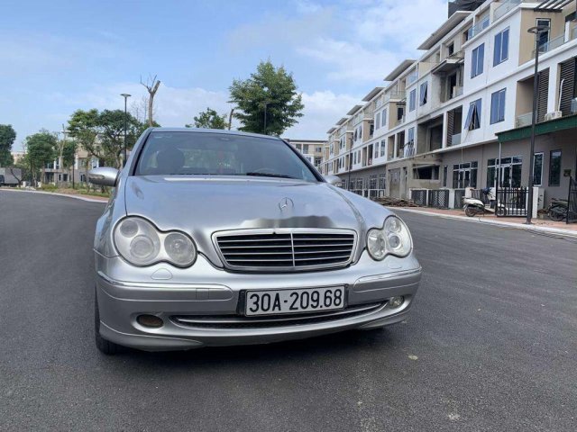 Bán Mercedes-Benz C240 sản xuất năm 2005 giá cạnh tranh