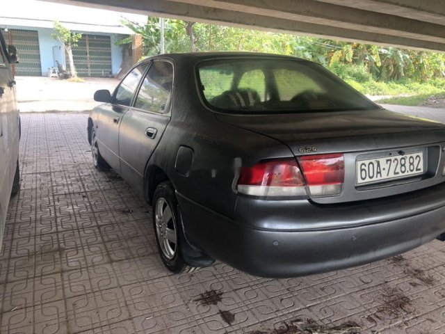 Bán Mazda 626 sản xuất năm 1994, màu xám chính chủ0