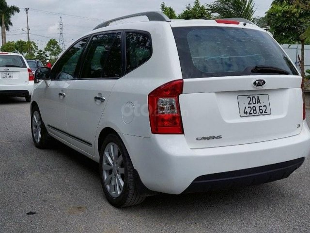 Bán Kia Carens SX 2013 số sàn, bản 2.0, màu trắng0