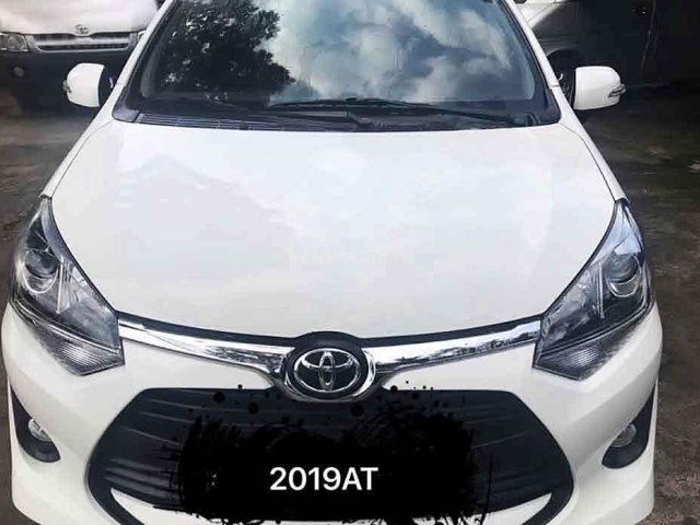 Xe Toyota Wigo năm 2019, màu trắng, nhập khẩu