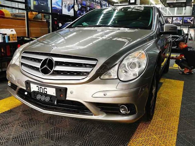 Chính chủ bán lại xe Mercedes R350 năm 2008, màu xám, xe nhập0