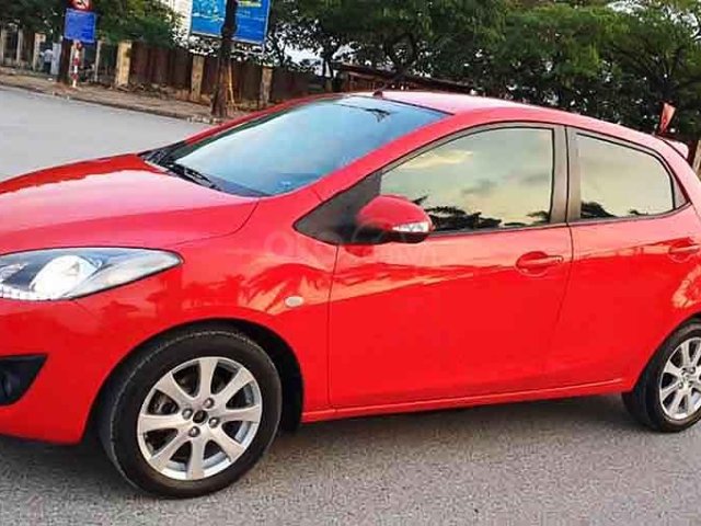 Cần bán Mazda 2 S năm 2014, màu đỏ, giá chỉ 360 triệu0