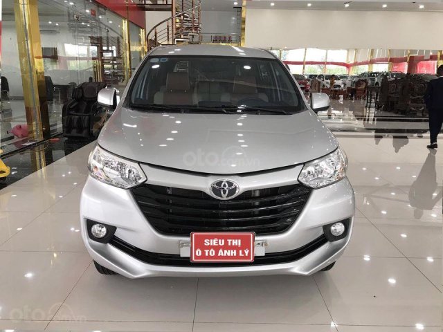 Cần bán Toyota Avanza 2019 số sàn, cực đẹp giá cả hợp lý màu bạc0