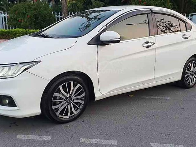 Bán xe Honda City năm sản xuất 2018, màu trắng0