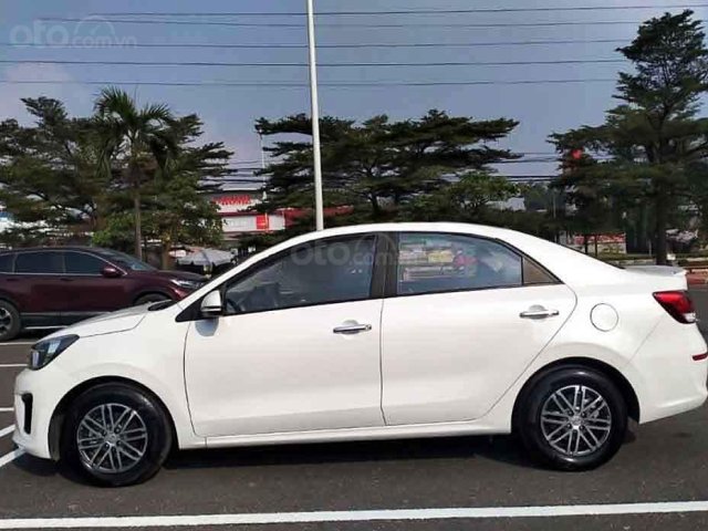 Cần bán Kia Soluto 1.4L MT đời 2020, màu trắng