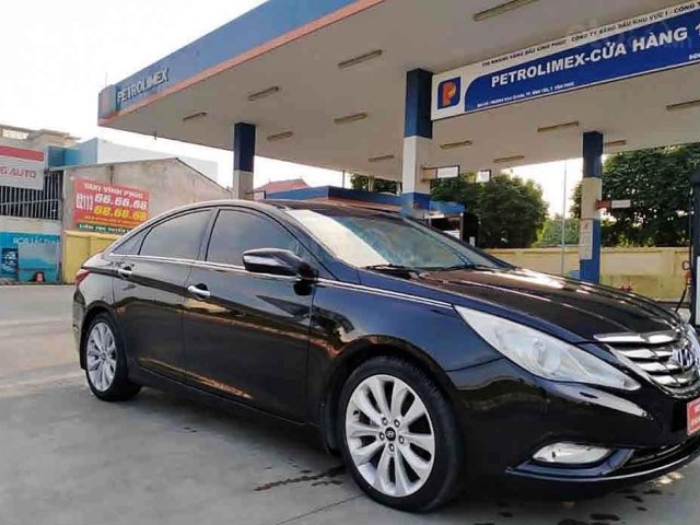 Cần bán lại xe Hyundai Sonata 2.0L AT đời 2010, màu đen, xe nhập0