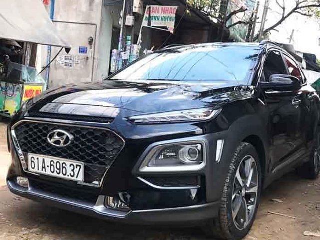 Cần bán lại xe Hyundai Kona 1.6 Turbo 2019, màu đen