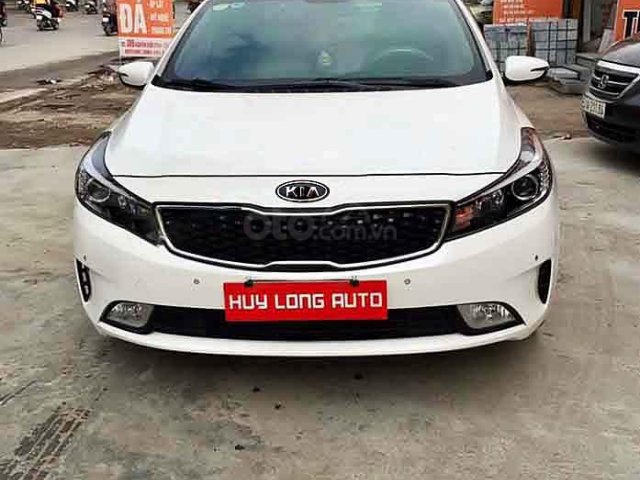 Bán Kia Cerato năm sản xuất 2016, màu trắng0