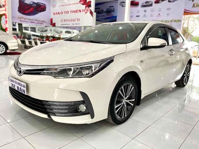 Bán Toyota Corolla Altis năm 2018, màu trắng 0