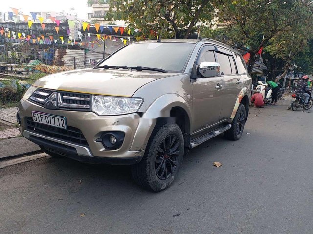 Bán gấp chiếc Mitsubishi Pajero Sport sản xuất 20140