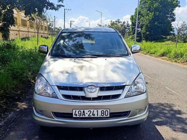 Xe Toyota Innova sản xuất 2006, nhập khẩu nguyên chiếc0