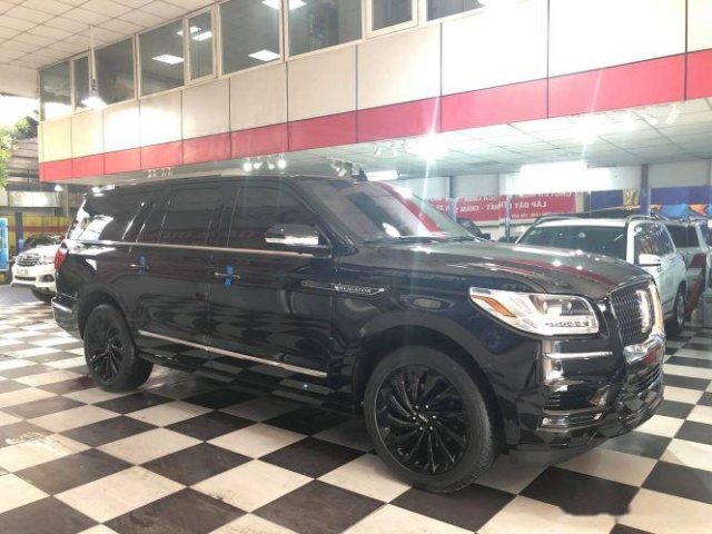 Bán xe Lincoln Navigator sản xuất 2020, màu đen, nhập khẩu nguyên chiếc