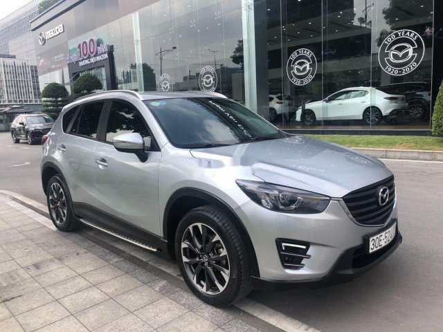 Cần bán gấp Mazda CX 5 sản xuất năm 2017, màu bạc, 725tr0