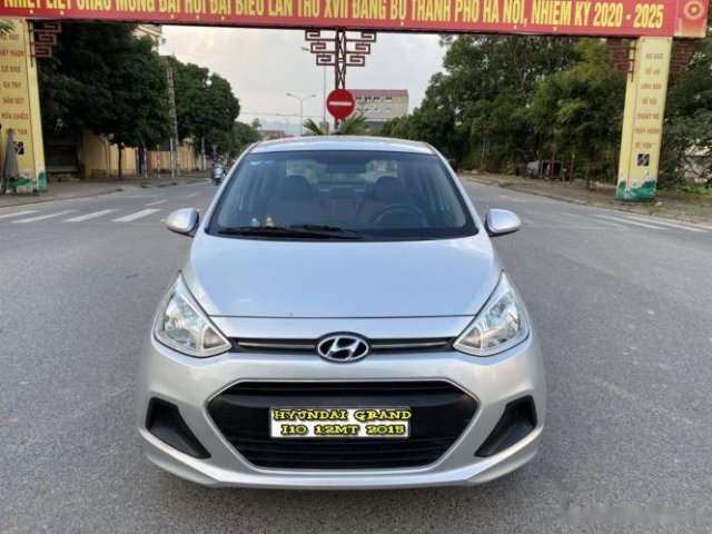 Xe Hyundai Grand i10 sản xuất 2015, màu bạc còn mới giá cạnh tranh0