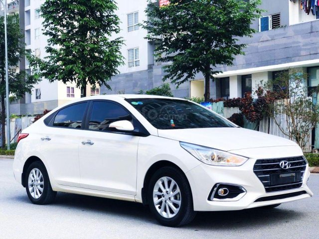 Cần bán Hyundai Accent SX 2019 màu trắng Ngọc