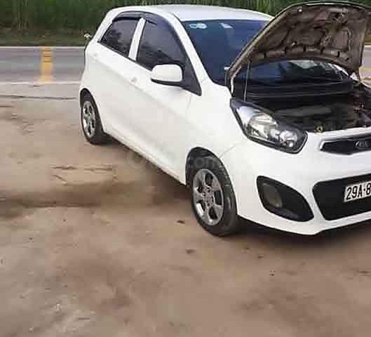 Xe Hyundai Grand i10 năm sản xuất 2014, màu trắng, nhập khẩu còn mới