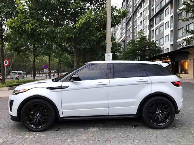 Bán LandRover Evoque sản xuất năm 2015, màu trắng, nhập khẩu còn mới0