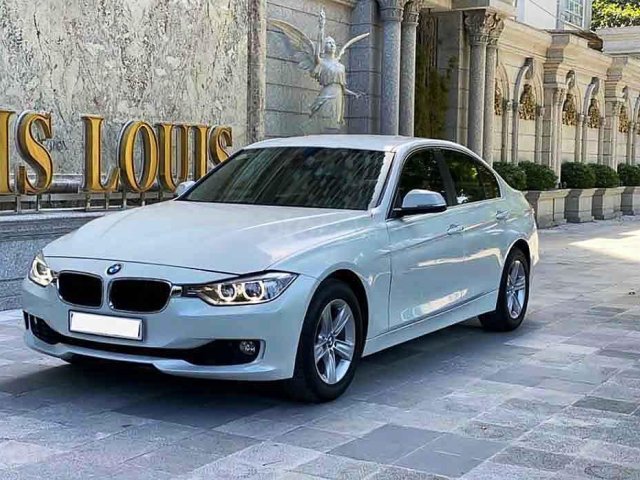 Cần bán lại xe BMW 3 Series năm 2014, màu trắng còn mới, 828 triệu0