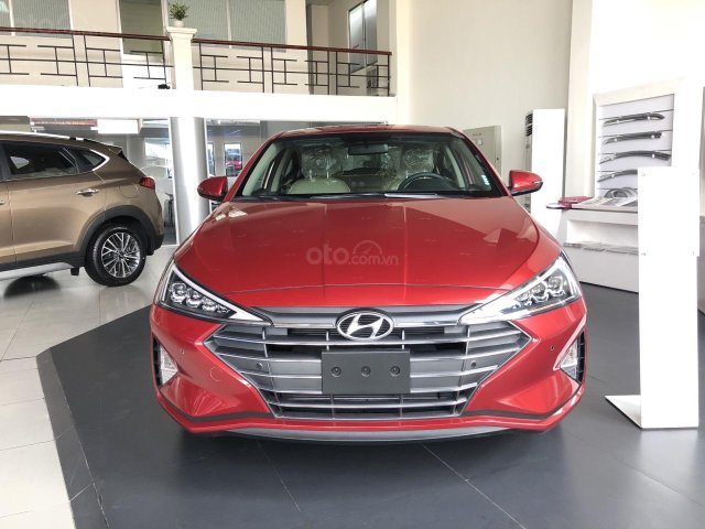 Bán gấp chiếc Hyundai Elantra 1.6AT