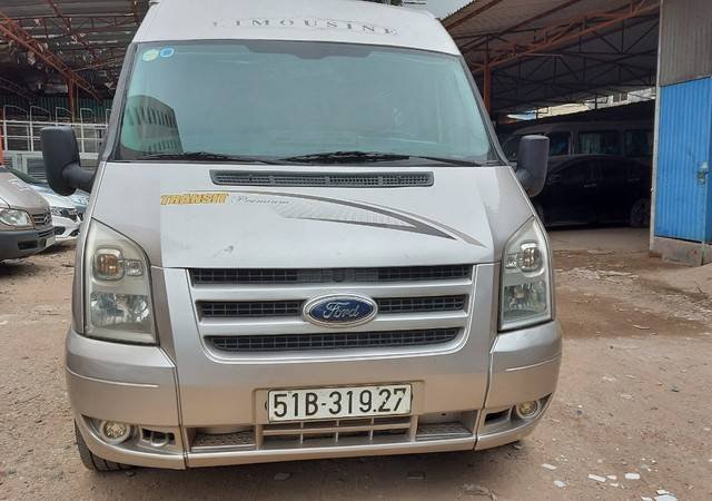 Cần bán xe Ford Transit năm sản xuất 2009 còn mới, giá tốt