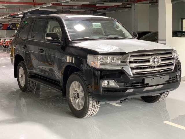 Toyota Land Cruiser 4.6L V8 2020 mới Hà Nội