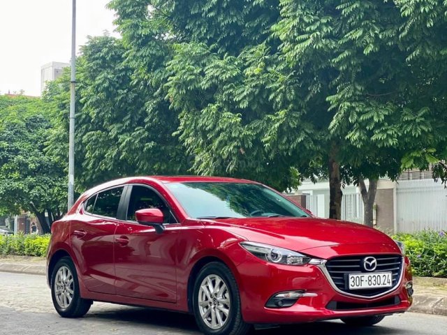 Cần bán Mazda 3 FL 1.5 Hatback màu đỏ, SX 2019