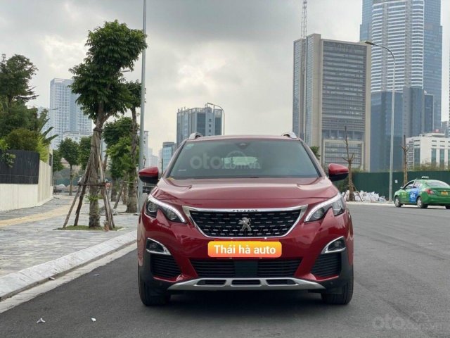 Cần bán gấp Peugeot 3008 đời 2020, màu đỏ chính chủ, giá thương lượng0