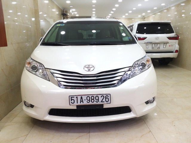 Toyota Sienna Limited, xe nhà trùm mềm bao nhiêu năm không chạy, mới 99%, mới như đời 2020 luôn. Mới không đối thủ0