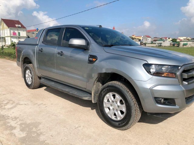 Cần bán xe Ford Ranger sản xuất năm 2015, xe nhập còn mới0