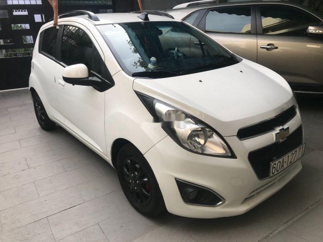 Cần bán gấp Chevrolet Spark sản xuất năm 2013 còn mới