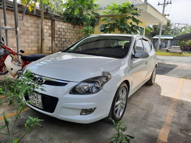 Xe Hyundai i30 đời 2011, màu trắng, xe nhập, giá chỉ 320 triệu0