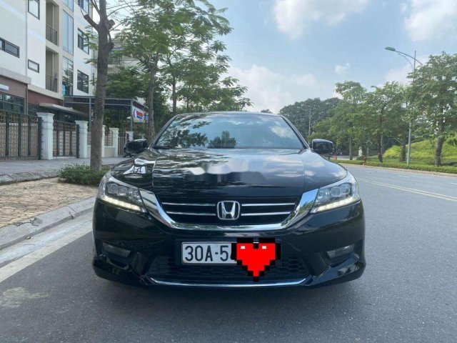 Cần bán lại xe Honda Accord đời 2014, màu đen, nhập khẩu, giá chỉ 679 triệu