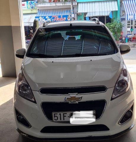 Cần bán gấp Chevrolet Spark sản xuất năm 2016, chính chủ0