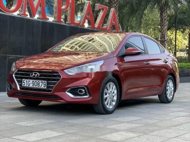 Cần bán Hyundai Accent sản xuất 2018, màu đỏ còn mới0