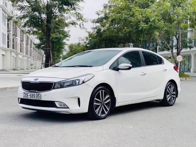 Cần bán nhanh chiếc Kia Cerato 2016 1.6 siêu đẹp, xe mới, một đời chủ sử dụng0