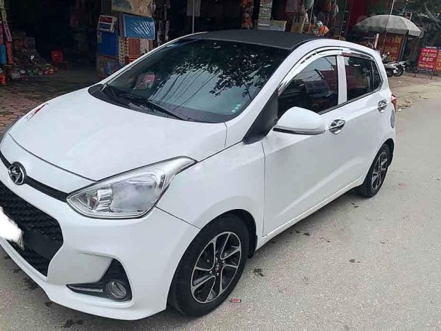 Cần bán lại xe Hyundai Grand i10 năm sản xuất 2017, màu trắng, nhập khẩu