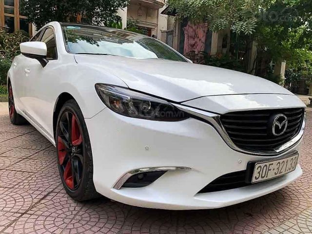 Bán Mazda 6 2.0L Premium năm 2018, màu trắng