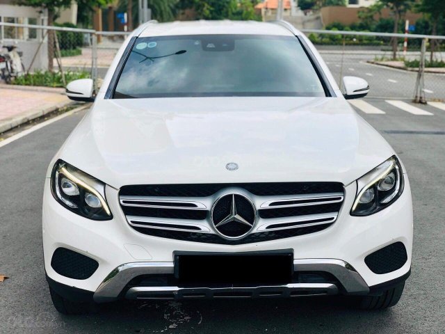 Cần bán xe GLC 250 sản xuất 2017 đăng ký 2018