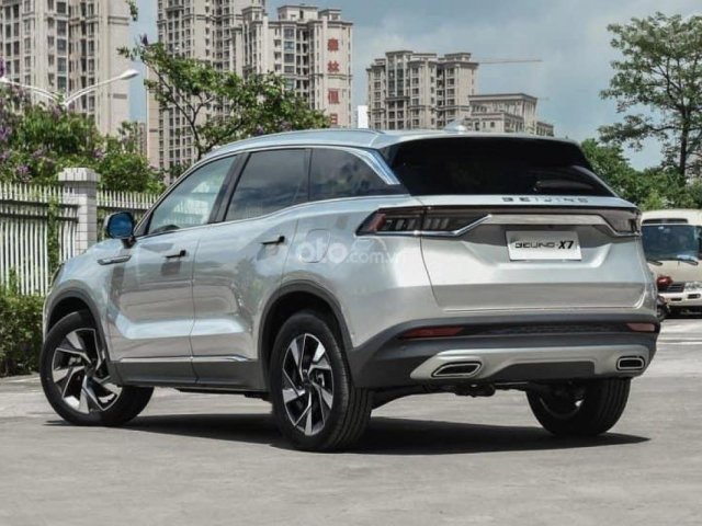 BAIC Beijing X7 năm sản xuất 2020, màu bạc, nhập khẩu nguyên chiếc, LS ưu đãi