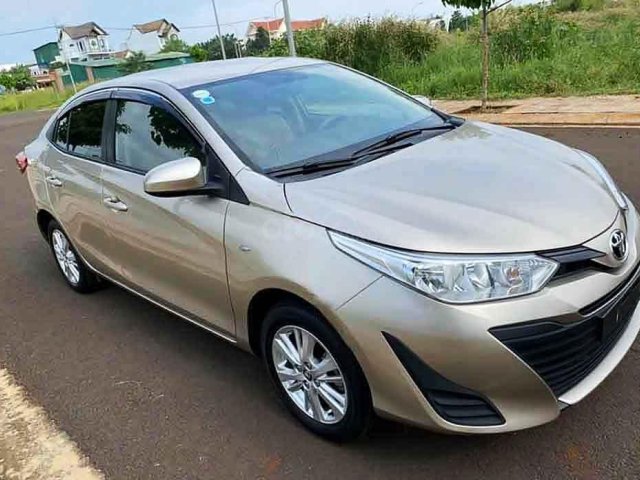 Bán Toyota Vios E sản xuất năm 2018, màu vàng cát