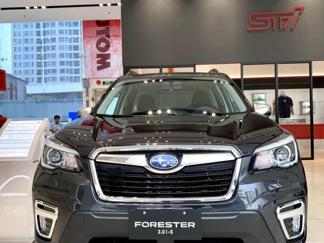 Cần bán Subaru Forester 2.0i-L sản xuất 2020, màu xám0