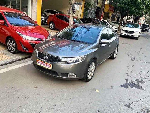 Cần bán lại xe Kia Cerato đời 2011, màu xám, nhập khẩu số tự động, 335 triệu0