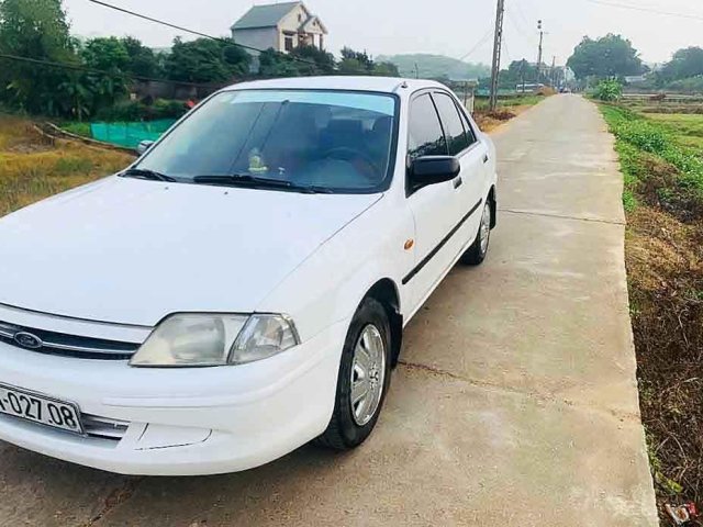 Cần bán lại xe Ford Laser đời 2000, màu trắng, 93tr