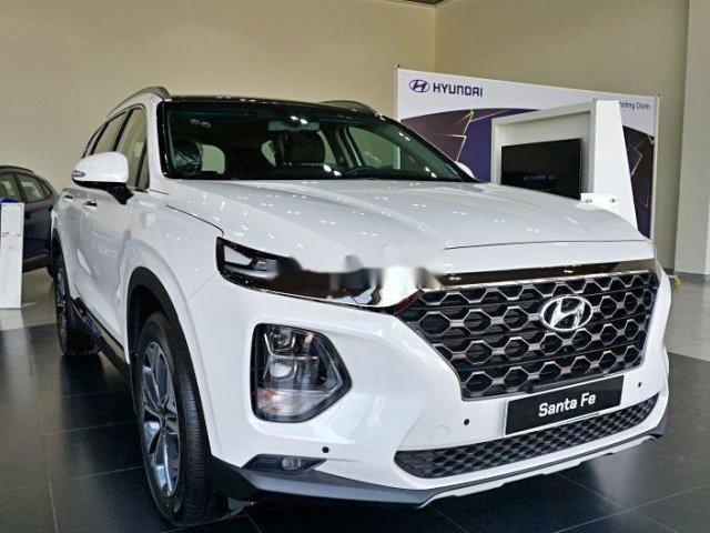 Cần bán Hyundai Santa Fe 2020, màu trắng0