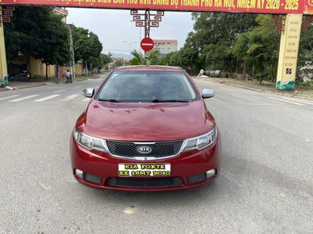 Bán xe Kia Forte năm 2010, màu đỏ, nhập khẩu  