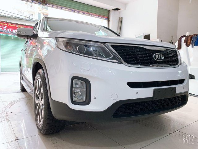 Hỗ trợ mua xe giá thấp với chiếc Kia Sorento sản xuất 2016 full máy dầu