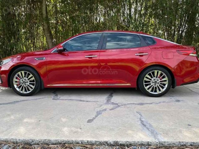 Bán ô tô Kia Optima 2.0 Luxury 2019, màu đỏ chính chủ0