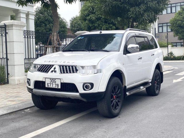 Cần bán lại xe Mitsubishi Pajero Sport sản xuất 2012, số sàn