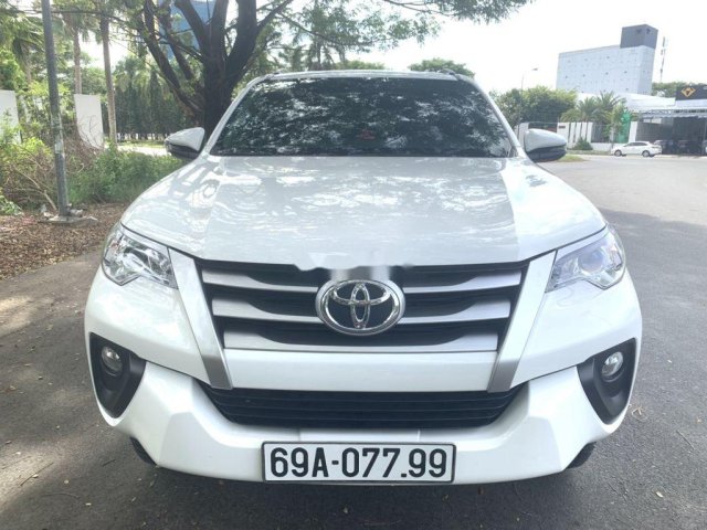 Bán Toyota Fortuner năm 2020, số sàn0